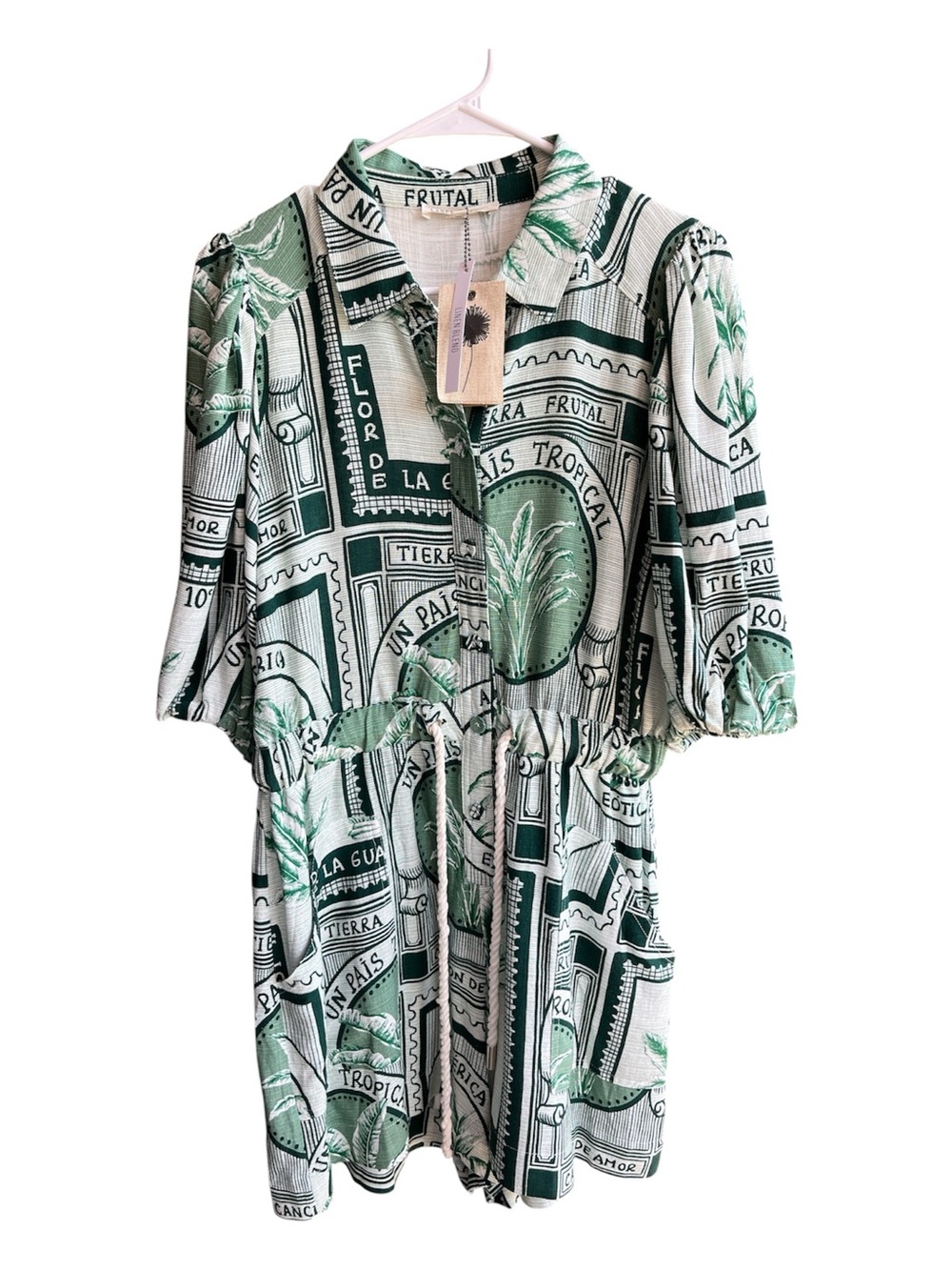 NWT Label of Love Frutal Linen Blend Tropical Stamp Romper L Green